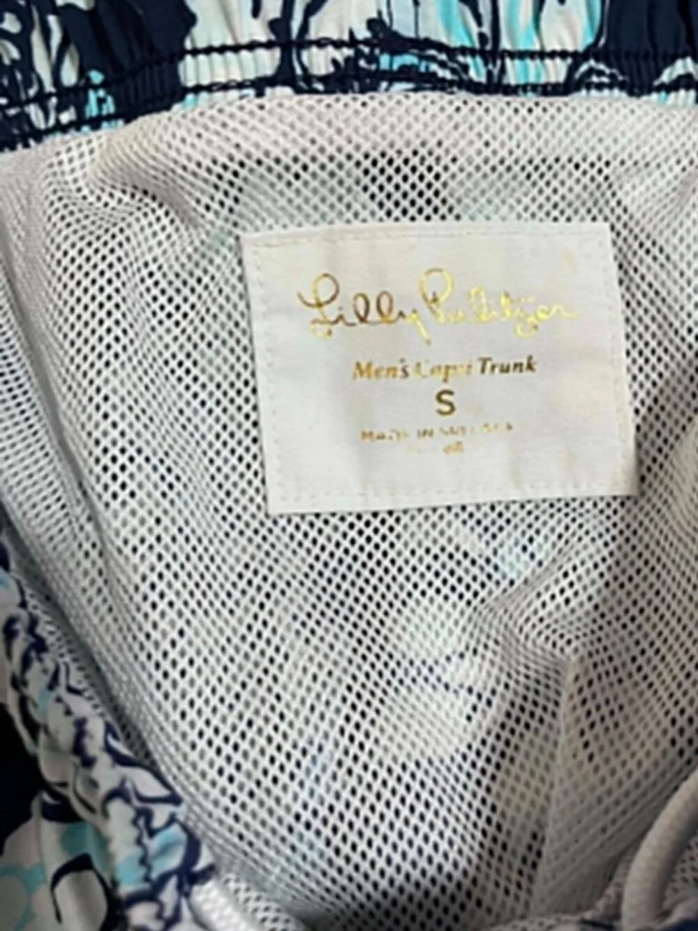 Lilly Pulitzer Capri Trunk Swim Shorts Men's SMALL Low Tide Navy Bouquet All Day